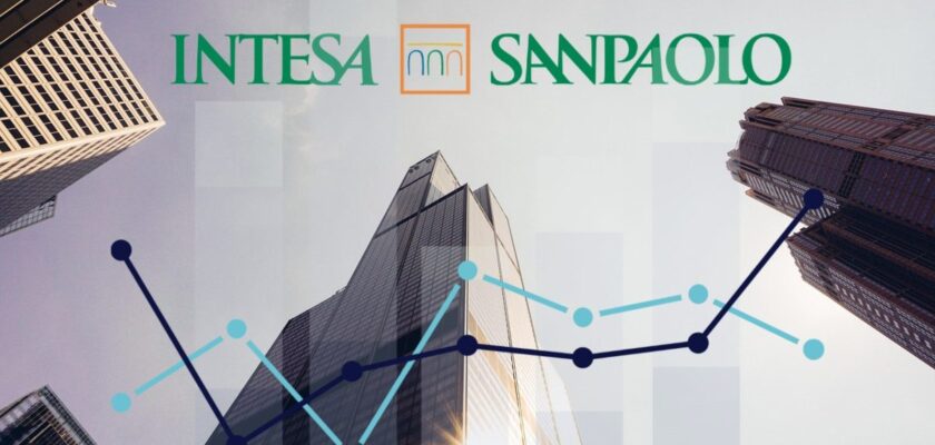 logo di Intesa Sanpaolo con palazzo sullo sfondo